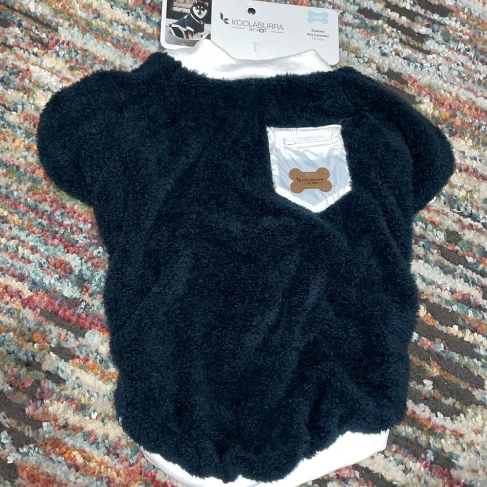 BRAND NEW koolaburra by UGG Dakota Dog Sweater